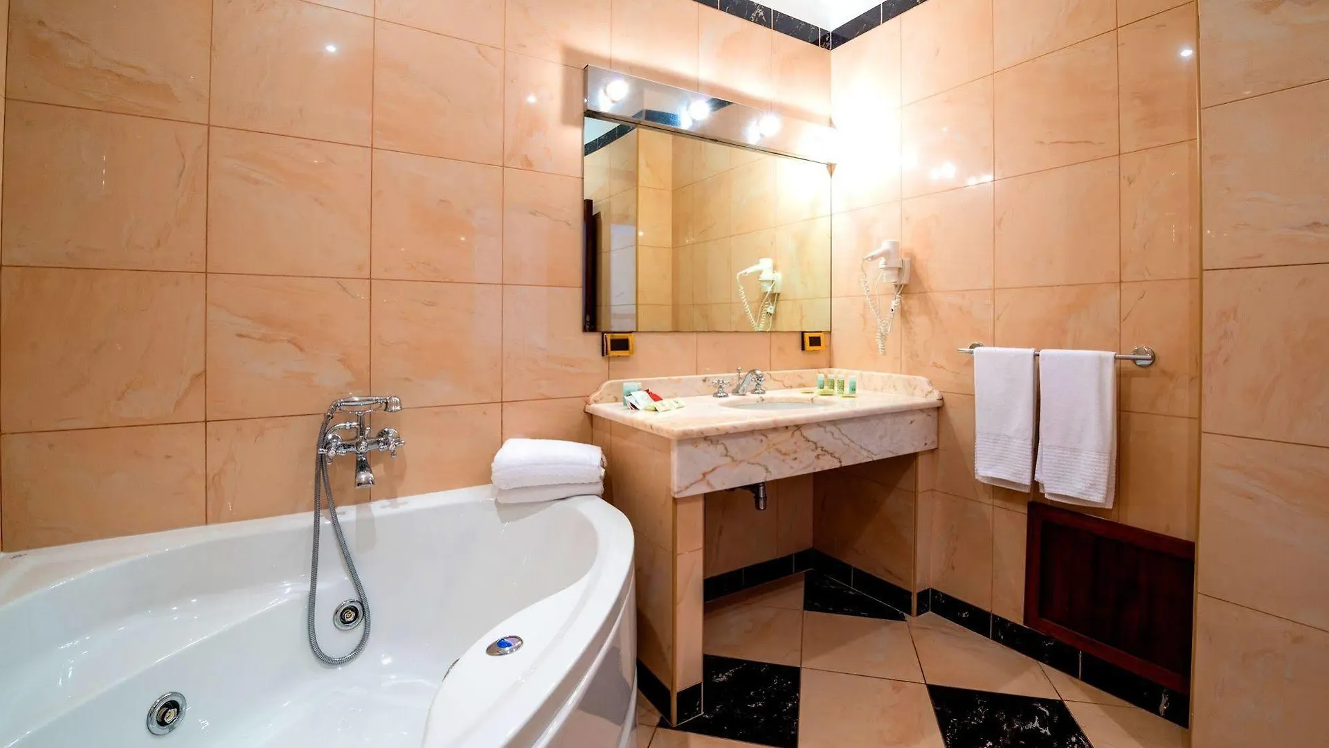 Th Cinisi - Florio Park Hotel